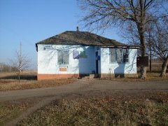 здание почты в селе ладомировка